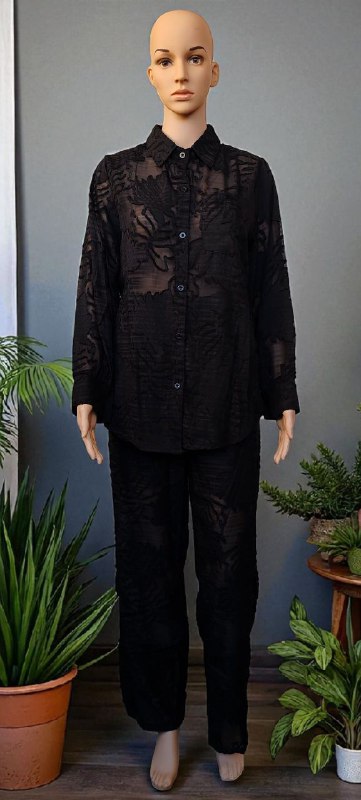 Complete trouser & Top